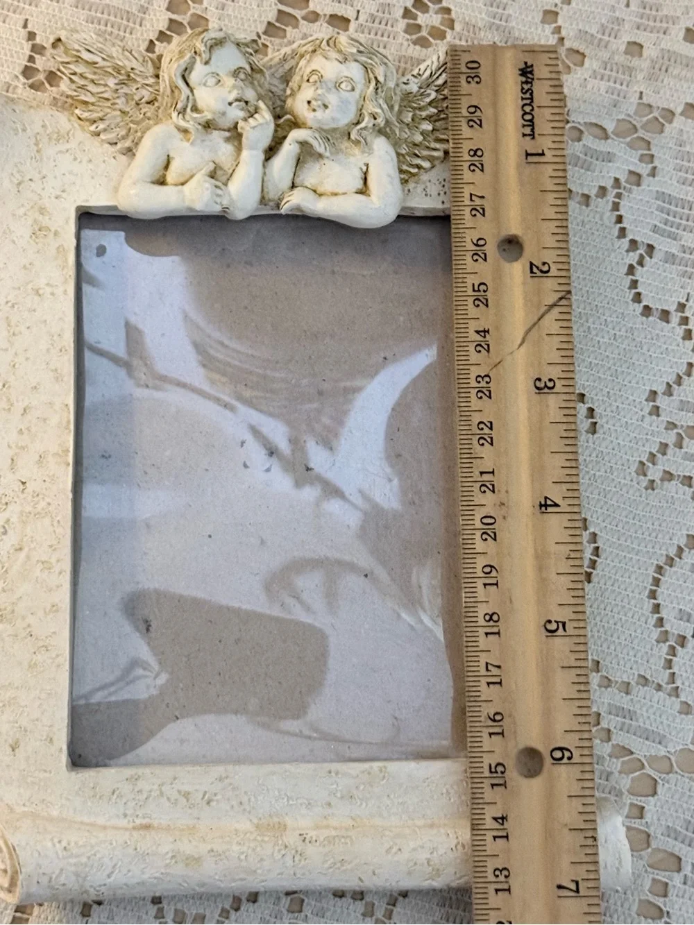 90s Cherubs Ceramic Scrolled Picture Frame 3x5